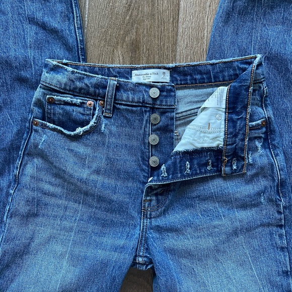Abercrombie & Fitch High Rise Skinny Jeans Medium Wash - Sz 26 2R - Picture 6 of 7
